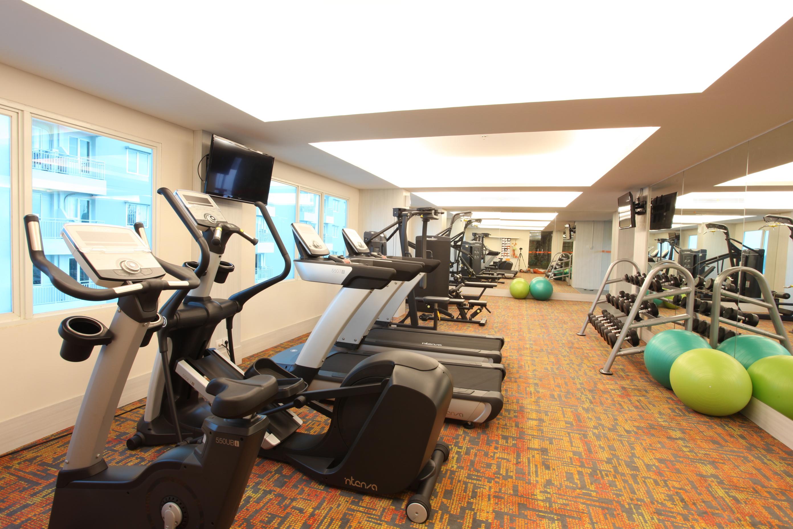 Harris Hotel & Conventions Ciumbuleuit Бандунг Екстериор снимка