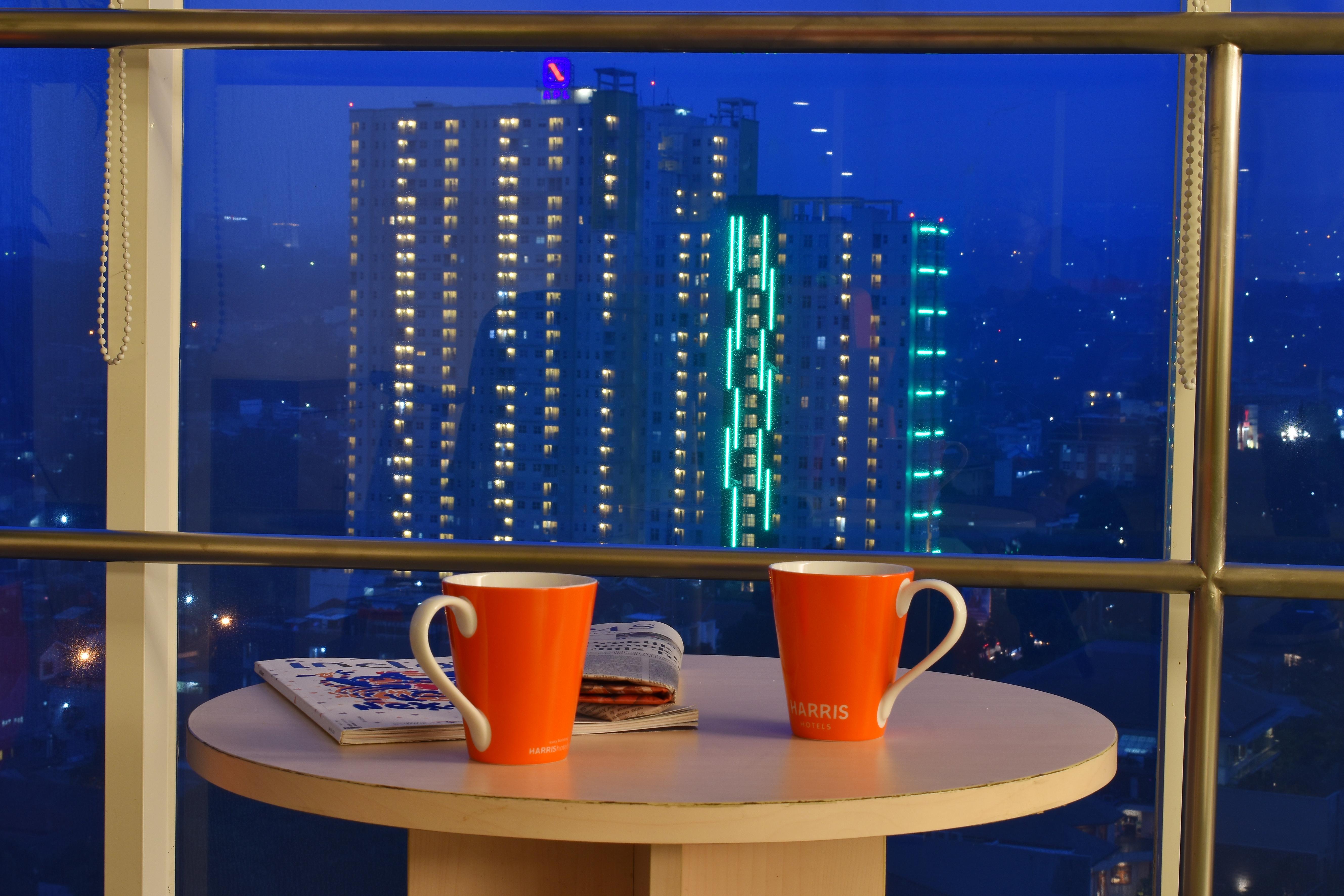 Harris Hotel & Conventions Ciumbuleuit Бандунг Екстериор снимка