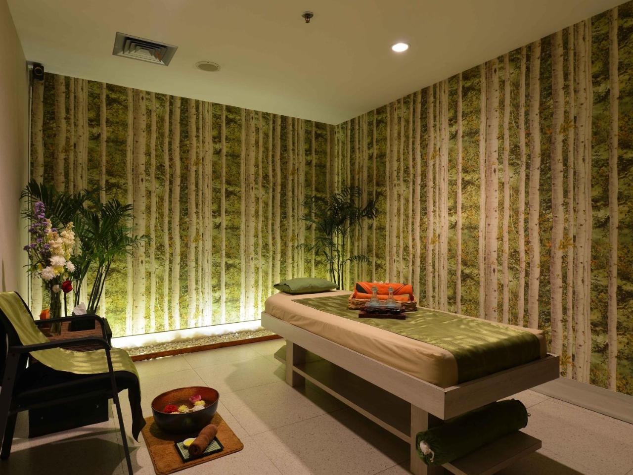 Harris Hotel & Conventions Ciumbuleuit Бандунг Екстериор снимка